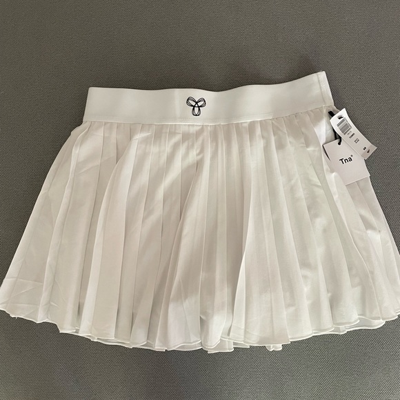 TNA Skirts Aritzia Tna Tennis Skirt Poshmark
